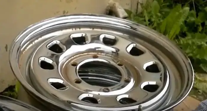 Remove Rust From Chrome Rims